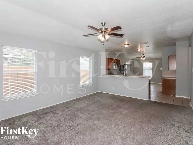 20735 Dewberry Creek Ln — Photo 5