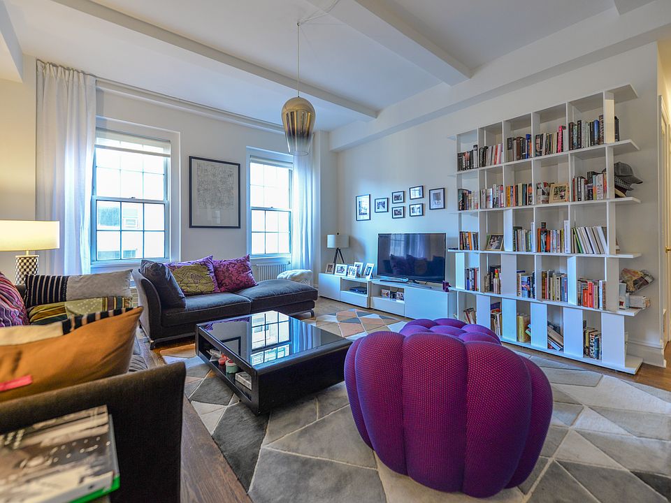 1st image of 25 5th Ave APT 9C