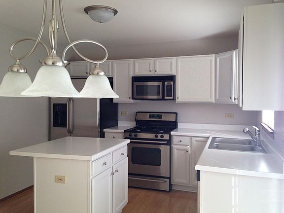 2nd image of 4440 Larkspur Ln