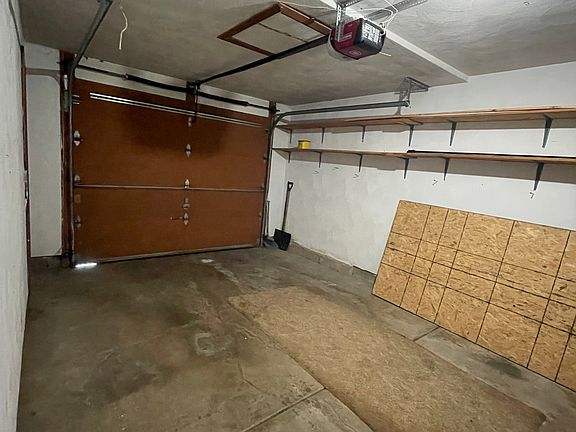 5th image of 4304 Frontenac Dr