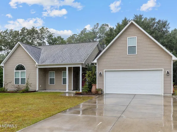 107 Wild Oak Drive, Bogue, NC 28570