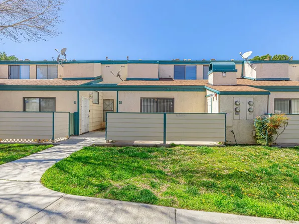 44460 15th St E APT 8, Lancaster, CA 93535