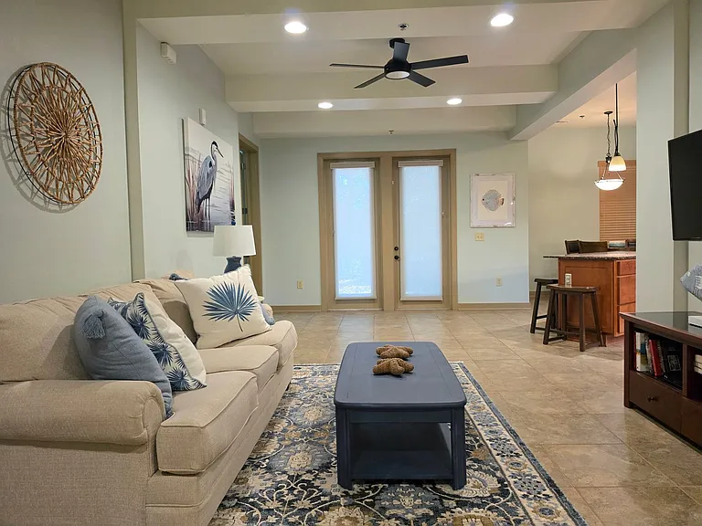 1430 Regency Rd #B104 — Photo 3