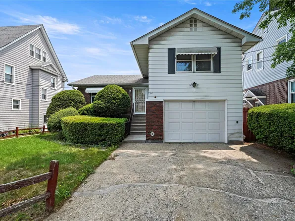 54 Albemarle Place, Yonkers, NY 10701