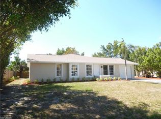 3055 52nd St SW, Naples, FL 34116