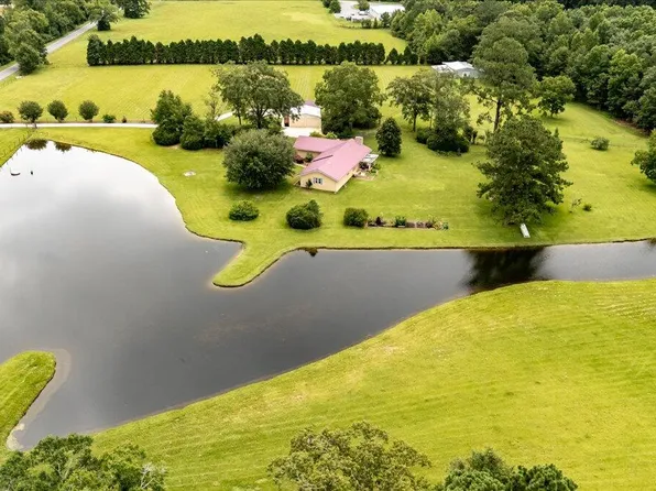 3814 Earl Campbell Rd, Laurel Hill, FL 32567