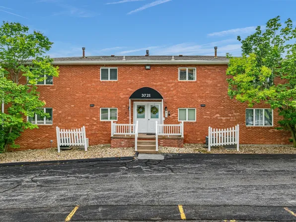 3721 35th St APT 4, Moline, IL 61265