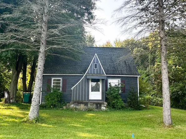 3796 Lauria Rd, Bay City, MI 48706