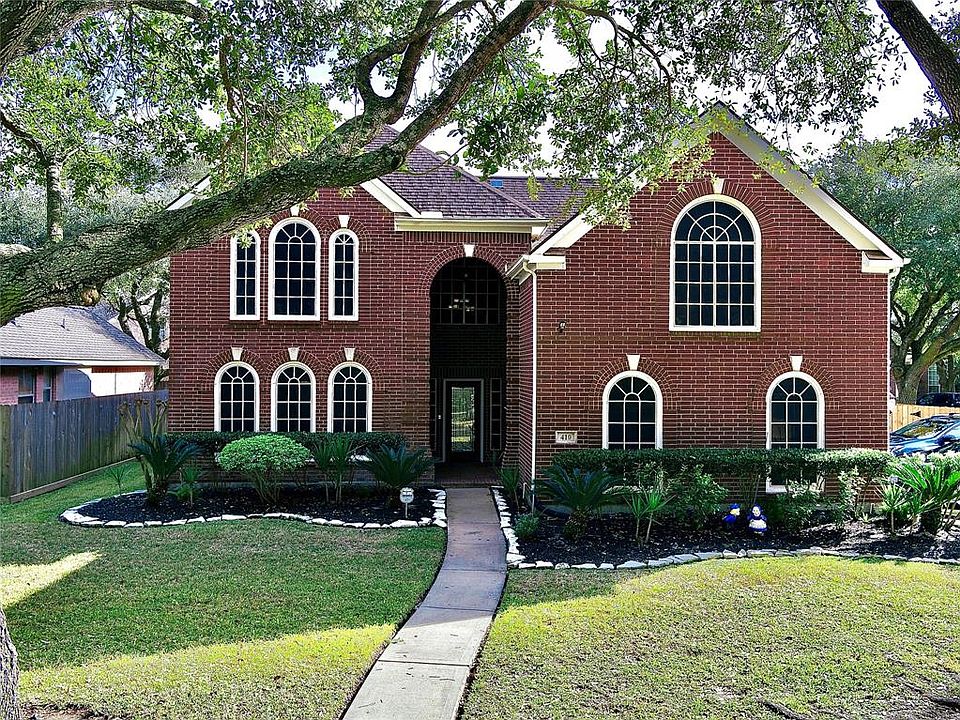 1st image of 410 Fern Meadow Dr