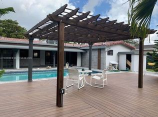 4718 Roosevelt St, Hollywood, FL 33021