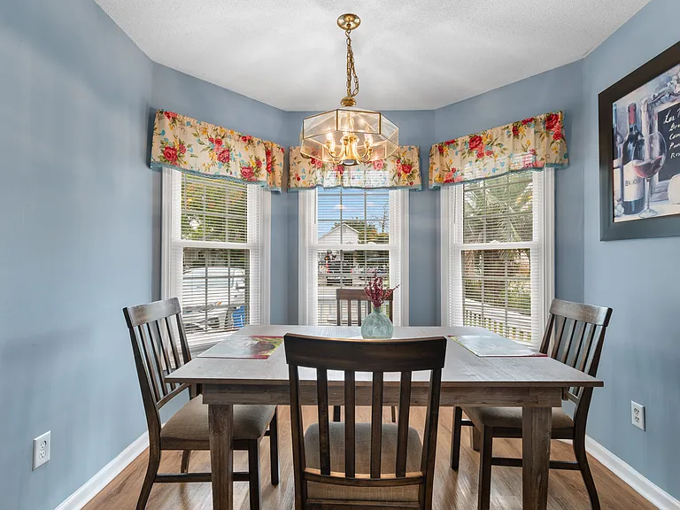 1326 Tranquility Ln — Photo 2