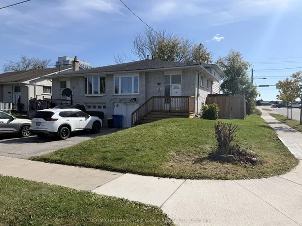 43 Walter Ave, Newmarket, ON L3Y 2T2