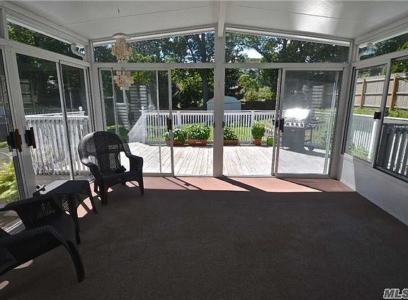 5th image of 42 Norton Dr
