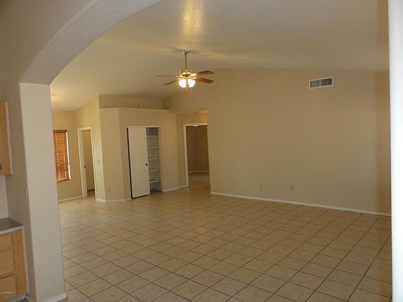3rd image of 8518 W Oregon Ave