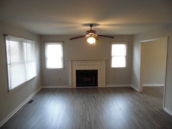 2nd image of 4456 Hartland Pkwy