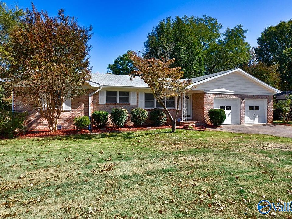 9911 Willow Cove Rd SE, Huntsville, AL 35802 Zillow
