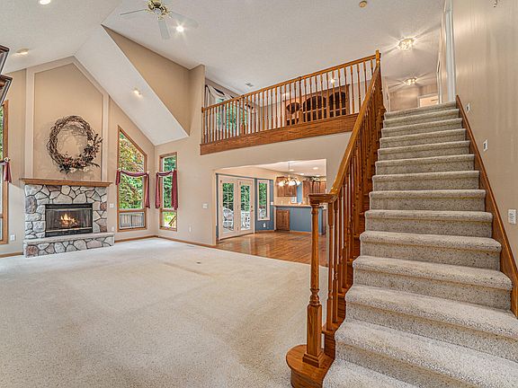 5th image of 8687 Winding Brook Cir