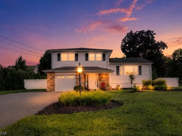 1 Evelyn Pl, Pequannock Twp., NJ 07444