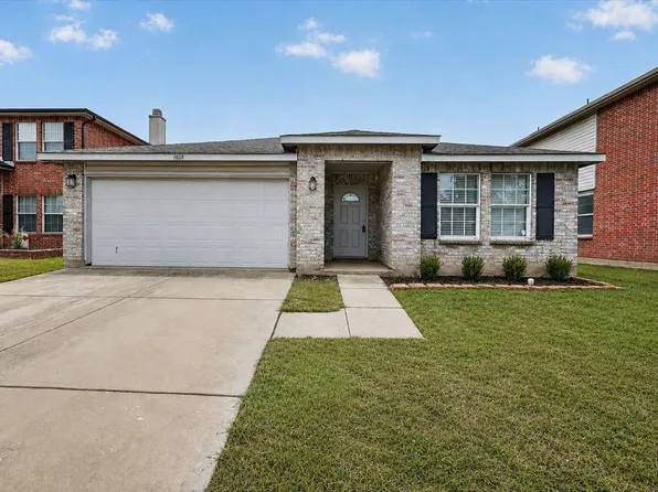1608 Diamond Lake Trl, Justin, TX 76247