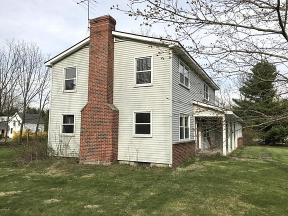 3rd image of 6911 Childsdale Ave NE