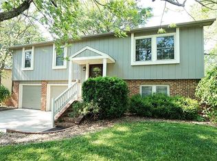 105 Fairview Ave, Warrensburg, MO 64093