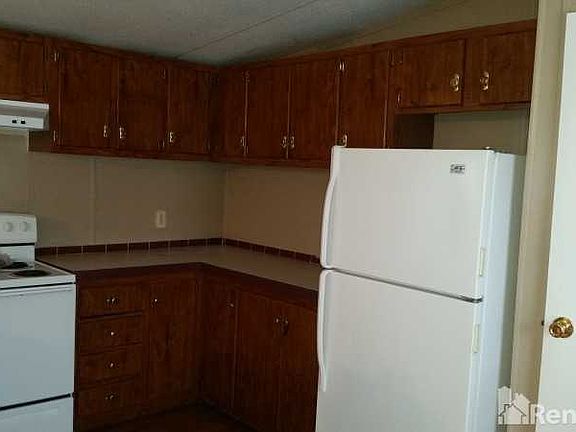 4th image of 5827 Saints Cape Dr