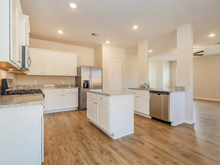 15567 Caramel Springs Dr — Photo 9