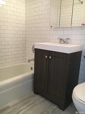 Rented by Oxford Property Group | media 18