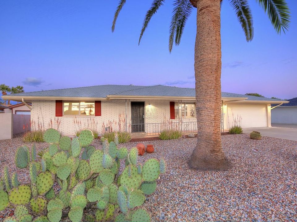 2nd image of 617 S Revolta Cir