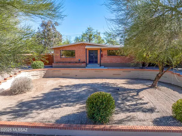 6960 E Redbud Rd, Tucson, AZ 85715