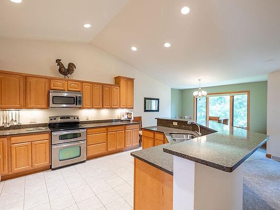5th image of 209 MORNINGSIDE DRIVE