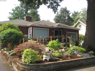 7414 SE Harrison Ct, Portland, OR 97215