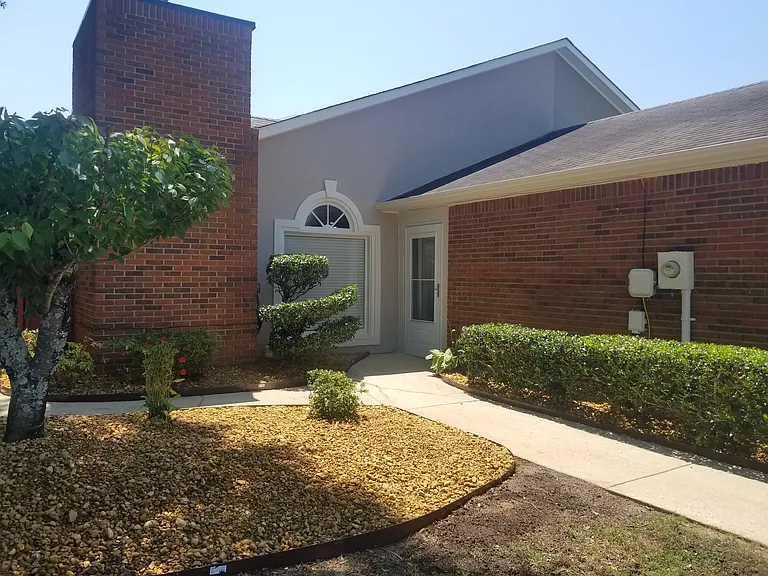 120 Arbor Way — Photo 3