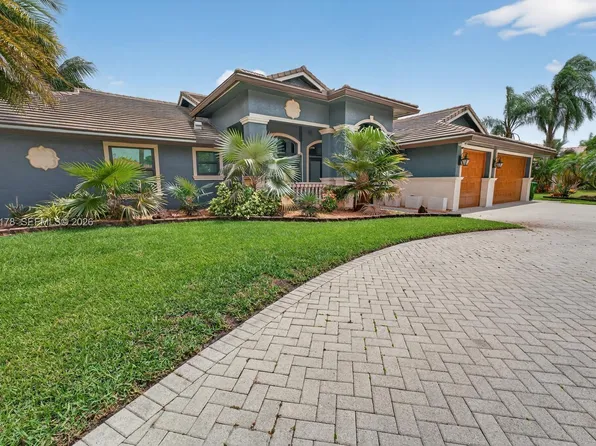 4120 SW 106th Ter, Davie, FL 33328