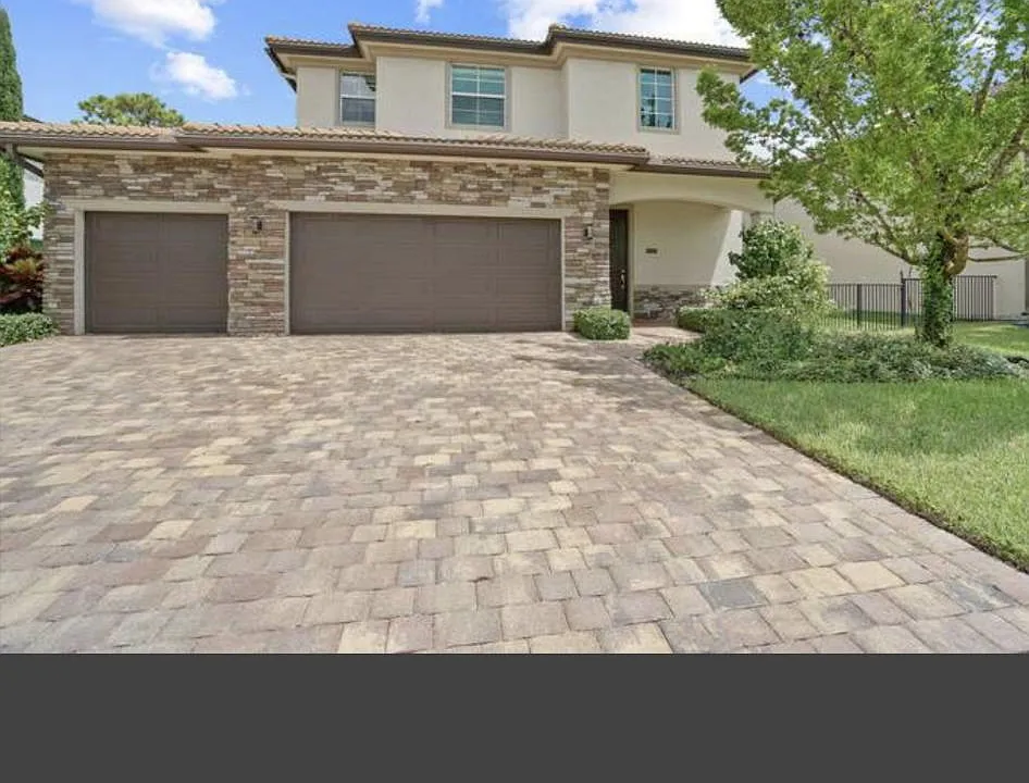 7075 Limestone Cay Rd