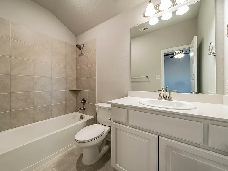 6406 Rienzi Dr — Photo 13