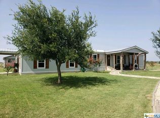 2825 Harwood Rd, Luling, TX 78648