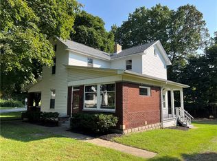 1014 Main St, Wampum, PA 16157