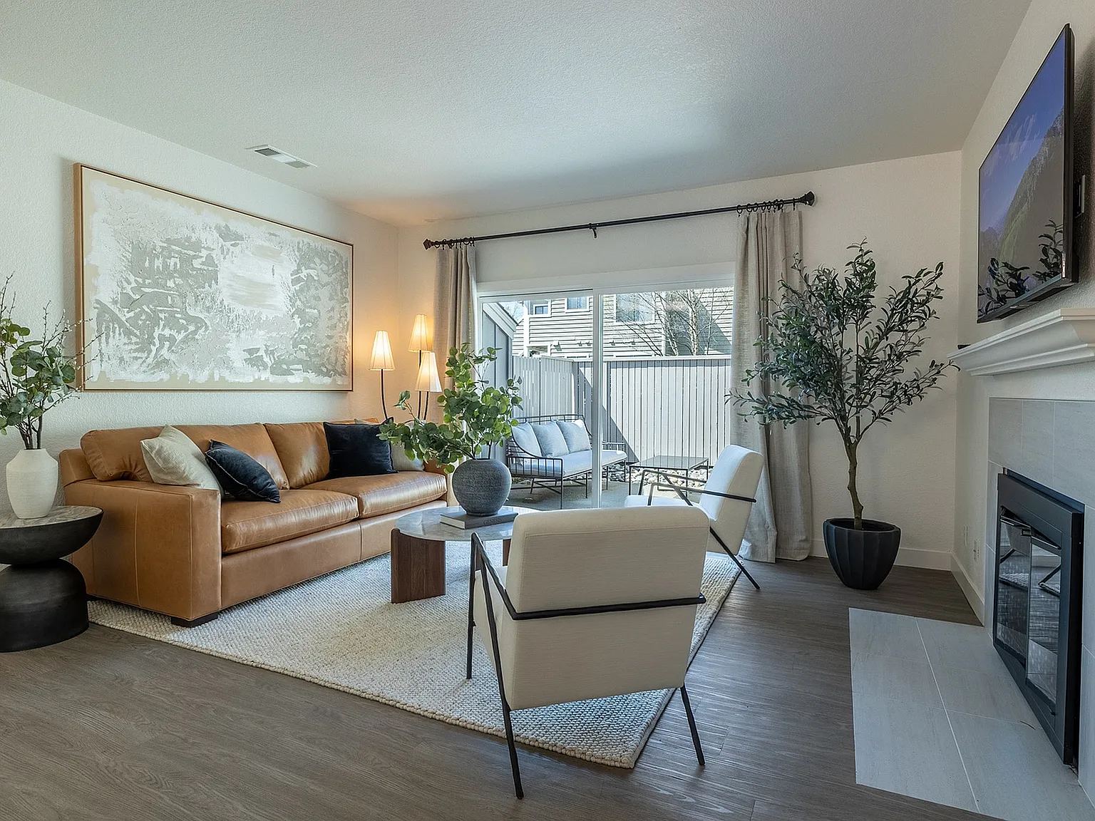 Amador Lakes Apartments — Photo 2