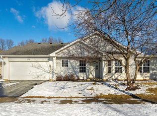 1701 Waterford Rd, North Aurora, IL 60542