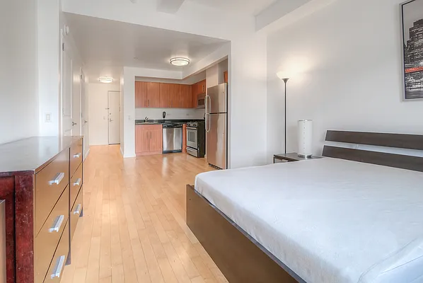 Rented by Oxford Property Group | media 13