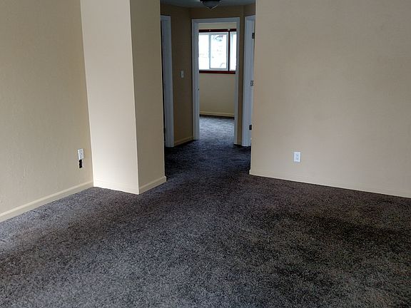 2nd image of 4901 Pacific St SW