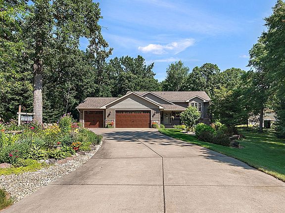 4th image of 5712 Aspen Rd