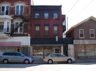 1838 Central Ave, Dubuque, IA 52001