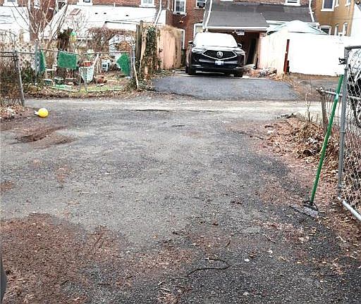 3rd image of 530 N 5th St