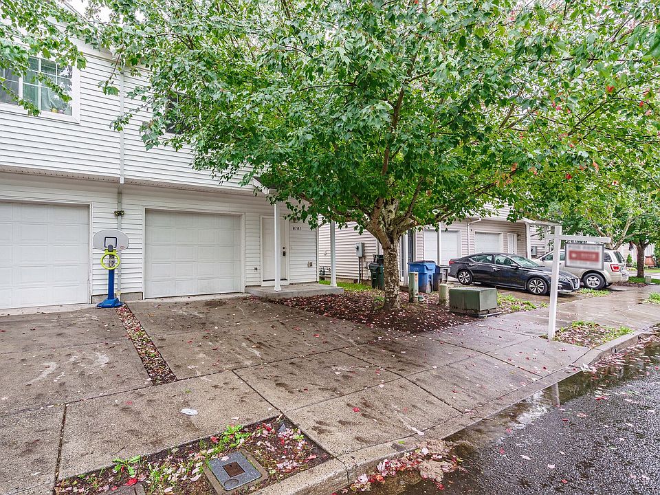 1st image of 6101 NE 33rd Cir