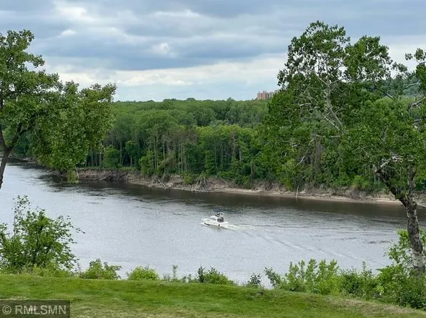 1101 Sibley Memorial Hwy APT 209, Mendota Heights, MN 55118