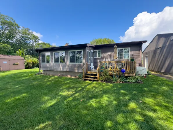 58568 Ash Rd, Three Rivers, MI 49093