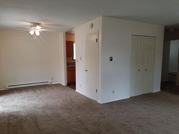 5th image of 927 Cortez Ct