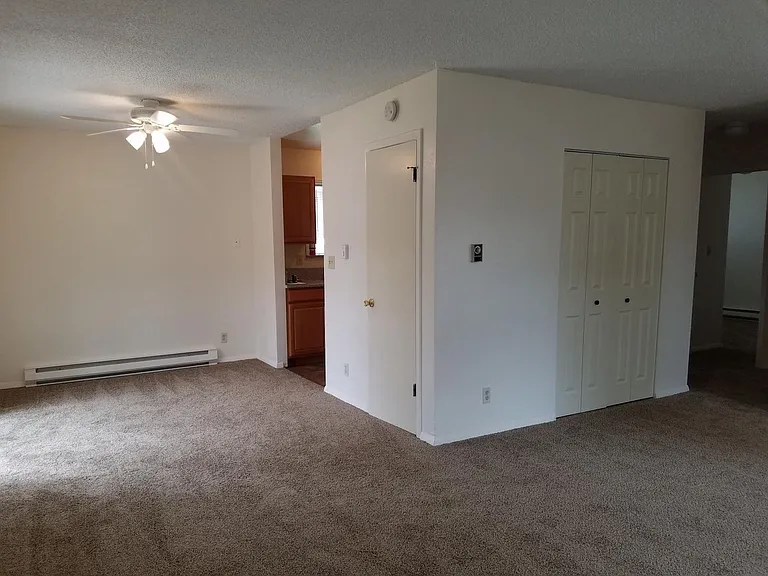 927 Cortez Ct — Photo 5